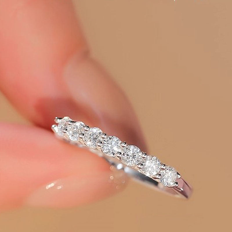 Damen Feiner Schmuckring mit quadratischem Zirkonia Shop Nory