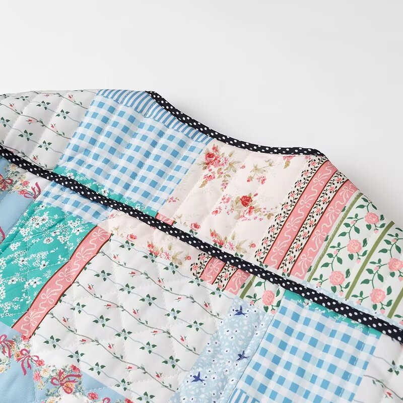 Damen gesteppte Patchwork-Quiltjacke mit Rundhalsausschnitt, Zierborte und Frontknöpfen Shop Nory