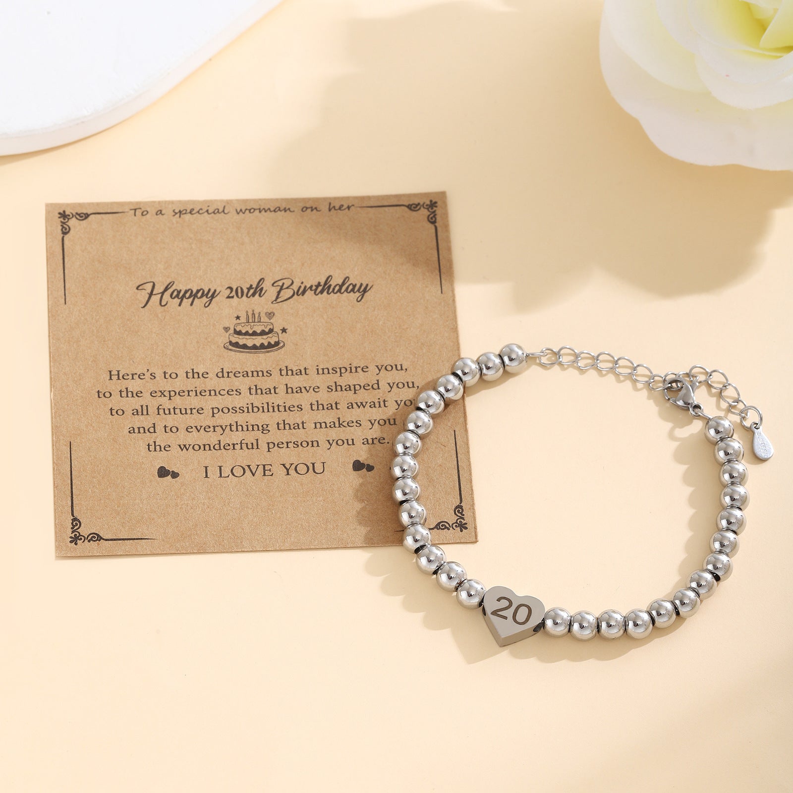 Damenarmband mit Herzanhänger und personalisierbarem Charm Shop Nory