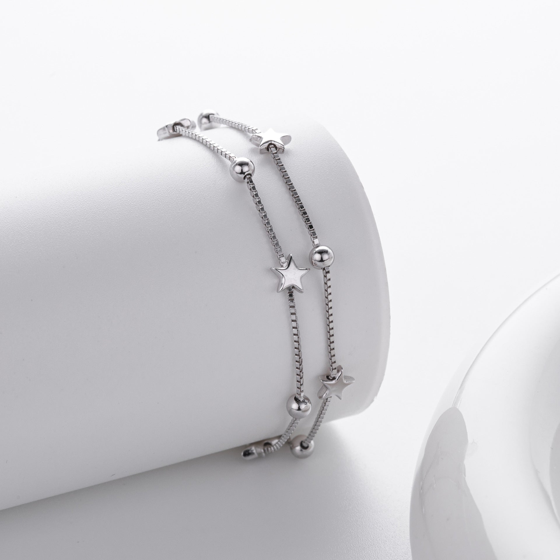 Damen Sterlingsilber Armbänder mit funkelnden Sternen und eleganten Kugeldetails Shop Nory