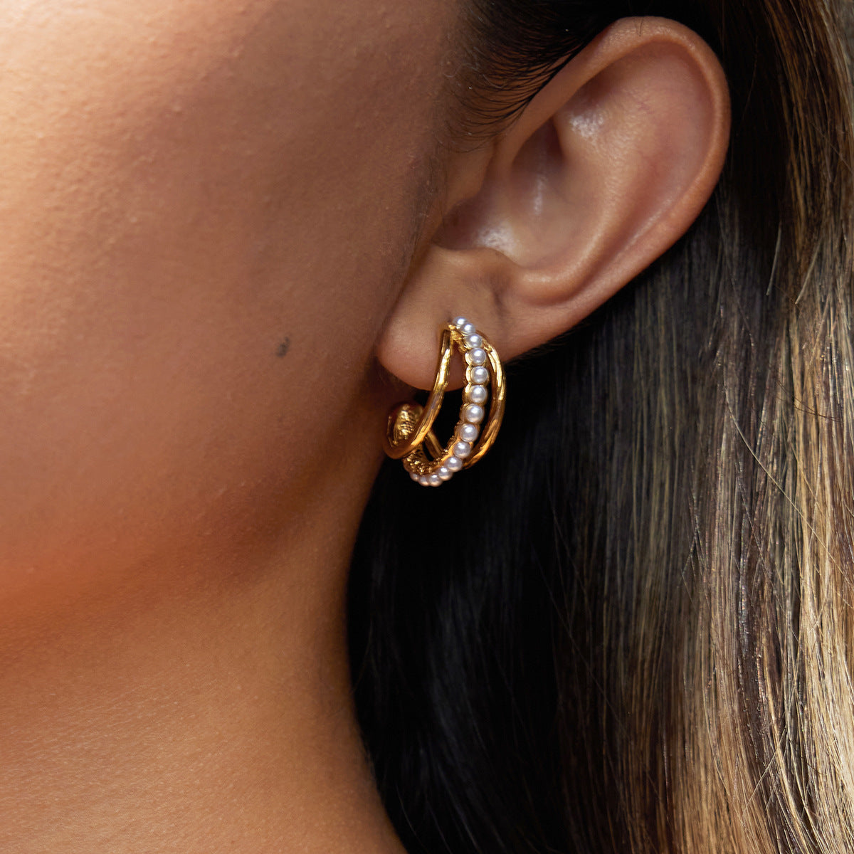 Damen Ohrhänger mit luxuriösem Perlendesign und elegantem Goldfinish Shop Nory