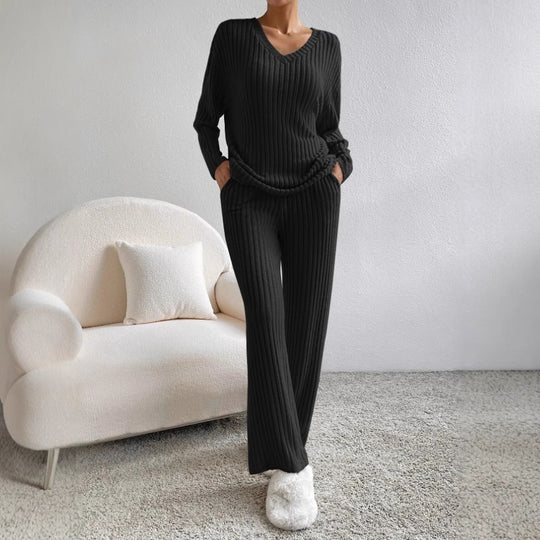 Frauen Rippstrick Lounge Set aus weichem Strick mit V-Ausschnitt und weitem Bein Shop Nory