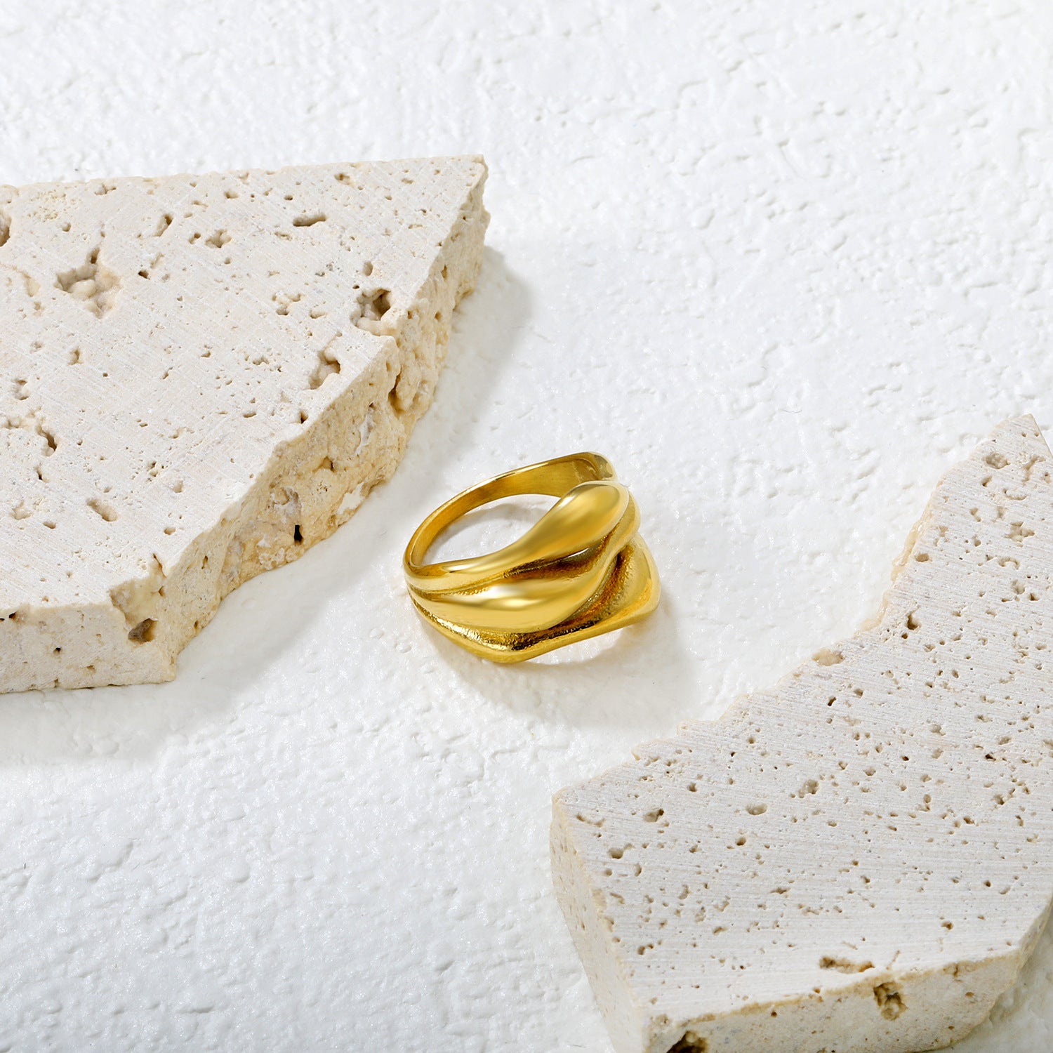 Damen Ring mit modernem, geschwungenem Design Shop Nory