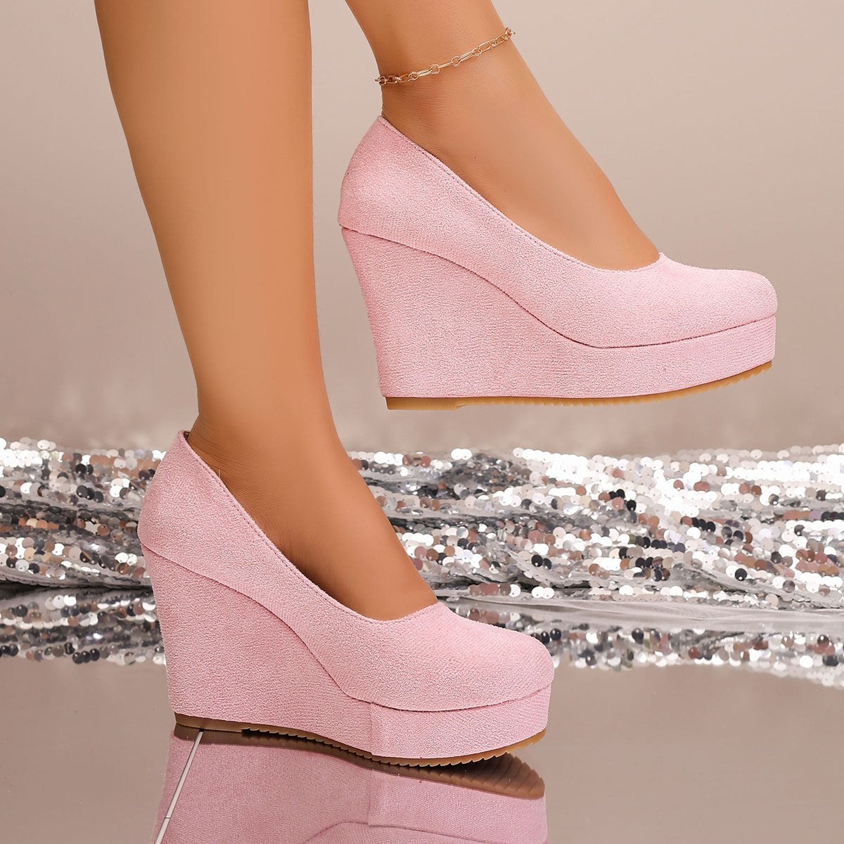 Damen Wedge-Pumps mit elegantem samtigem Obermaterial und komfortablem Fußbett