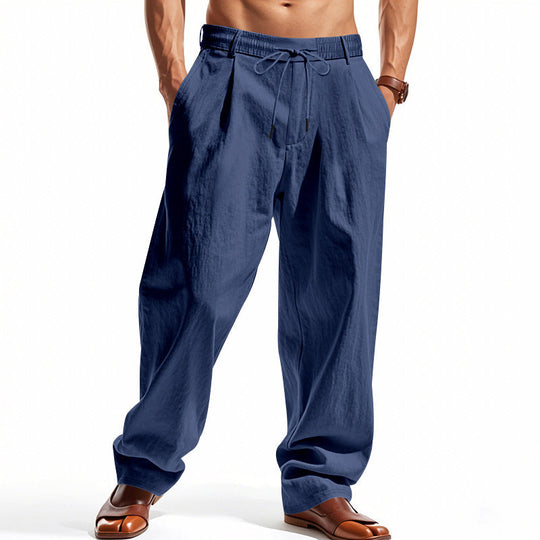 Herren nan weite Bundfalten-Chinohose mit Umschlag, konisch zulaufendem Schnitt und seitlichen Eingrifftaschen