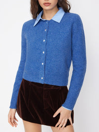 Blau