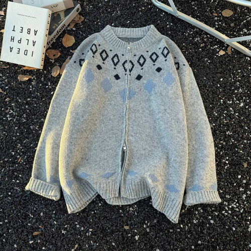 Unisex Grobgestrickte Norweger-Cardigan mit Rundhals, durchgehendem Reißverschluss und Jacquard‑Yoke Shop Nory