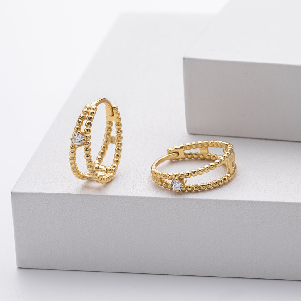 Damen Ohrstecker mit luxuriösem Zirkonbesatz und elegantem Design Shop Nory