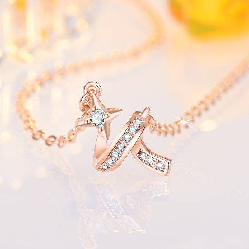 Damen Halskette mit funkelndem Sternanhänger und zierlichem Design Shop Nory