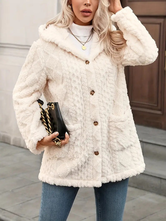 Damen Kuschelige Teddyjacke mit Kapuze, Knopfleiste und aufgesetzten Taschen Shop Nory