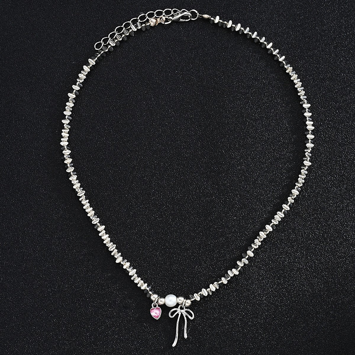 Damen zarte Halskette mit verspieltem Herzanhänger und eleganten Perlen Shop Nory
