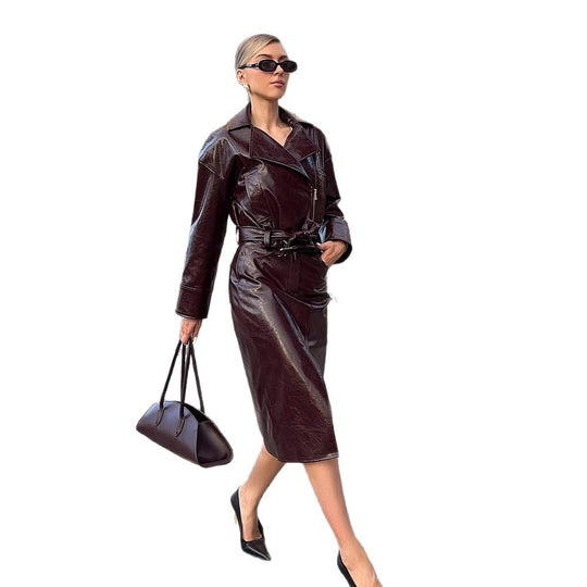 Damen Lackleder-Bikerjacke mit Oversize-Revers, boxy Schnitt & sichtbarem Reißverschluss Shop Nory