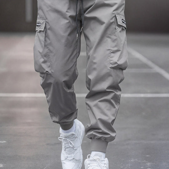Herren Tapered Cargo-Joggerhose mit elastischem Tunnelzug, verstärkten Klappentaschen & gerippten Knöchelbündchen Shop Nory