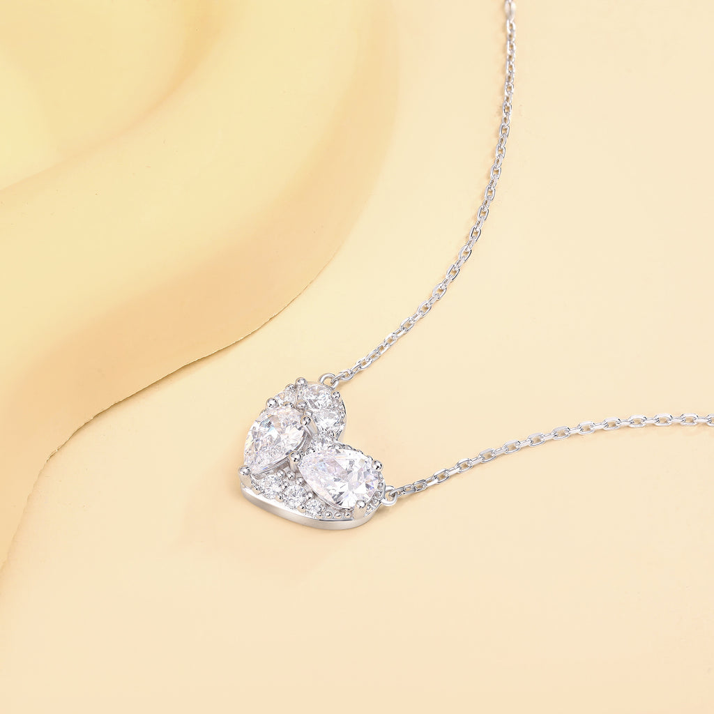 Damenkette mit herzförmigem Anhänger und funkelnden Kristallsteinen Shop Nory