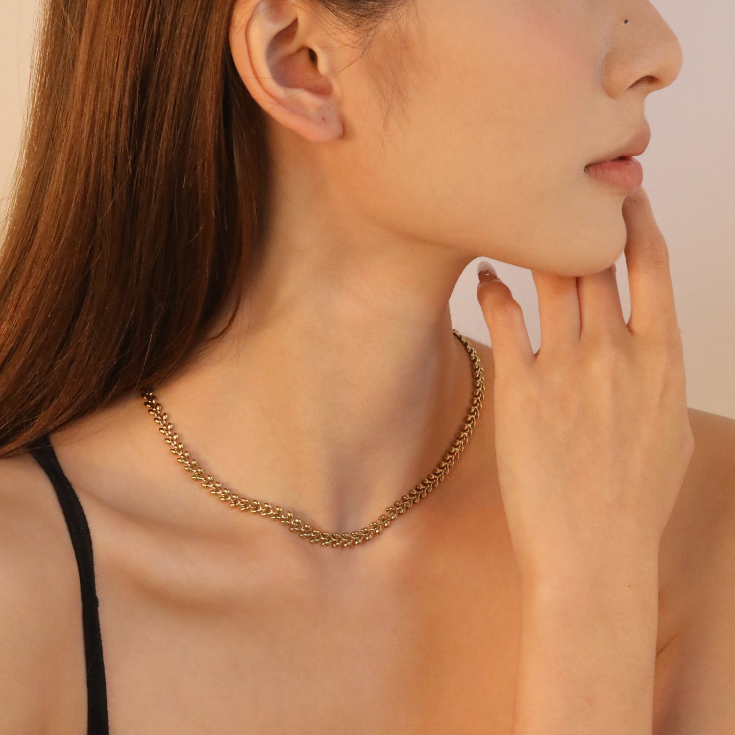 Damen Halskette mit stilvollen Blätter-Anhängern Shop Nory