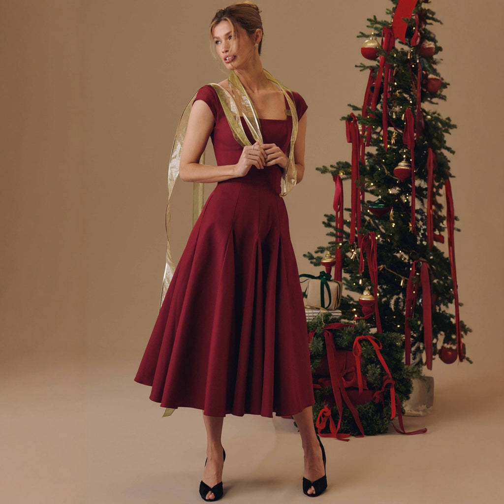 Damen Midi-Kleid mit quadratischem Ausschnitt und weit schwingendem Rock