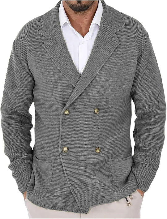 Herren Strickjacke mit doppelter Knopfleiste und modernen Taschen