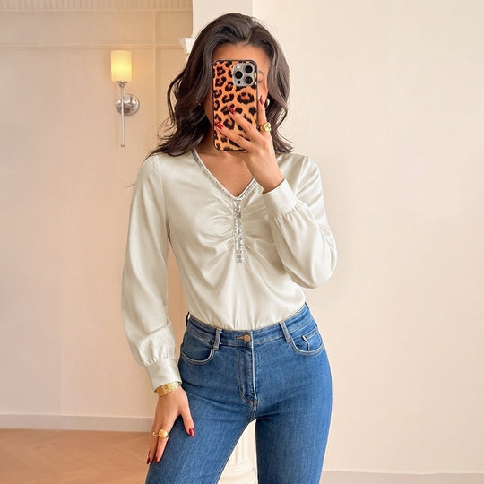 Damen Satinbluse mit V-Ausschnitt, geraffter Front und Strassdetails Shop Nory