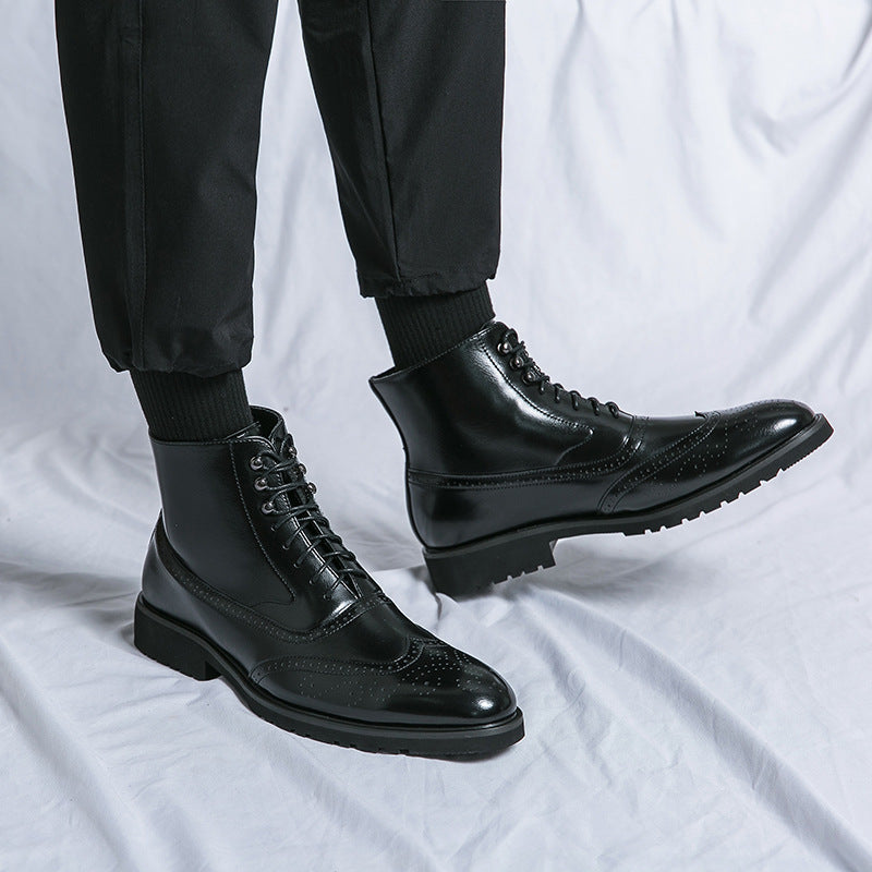 Herren klassische Brogue-Schnürstiefelette mit perforiertem Wingtip und griffiger Gummisohle Shop Nory