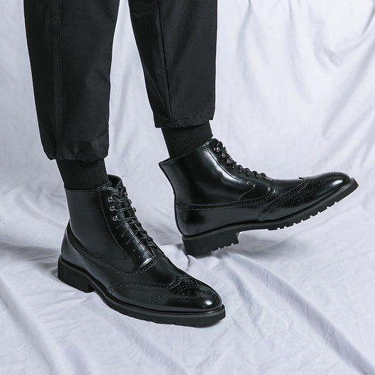 Herren klassische Brogue-Schnürstiefelette mit perforiertem Wingtip und griffiger Gummisohle Shop Nory
