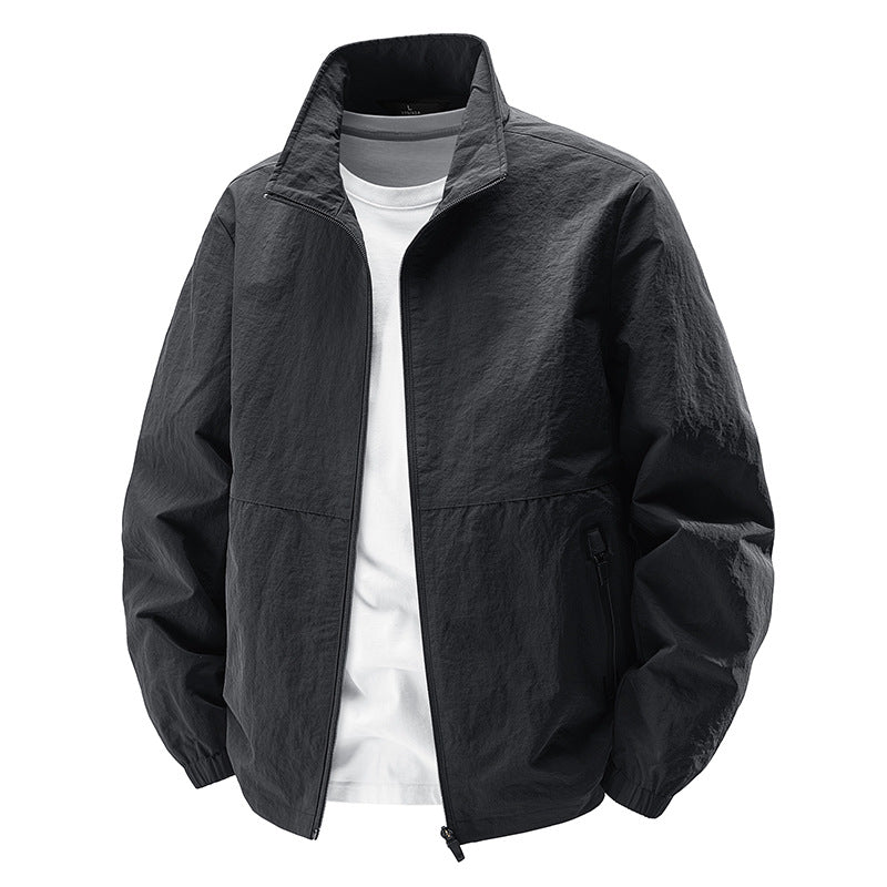 Herren Leichte Wind- und wasserabweisende Freizeitjacke mit Stehkragen und Reißverschlusstaschen Shop Nory