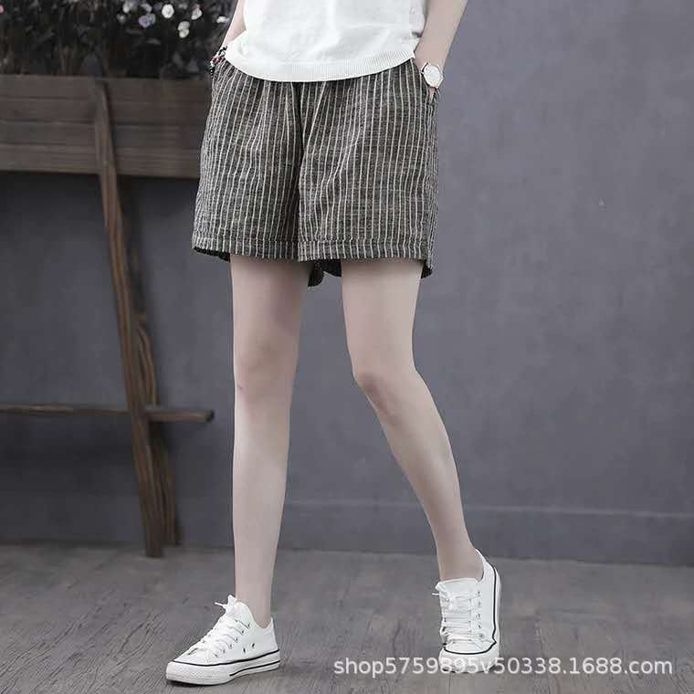 Damen Leichte Baumwollshorts mit Streifendessin ShopNory