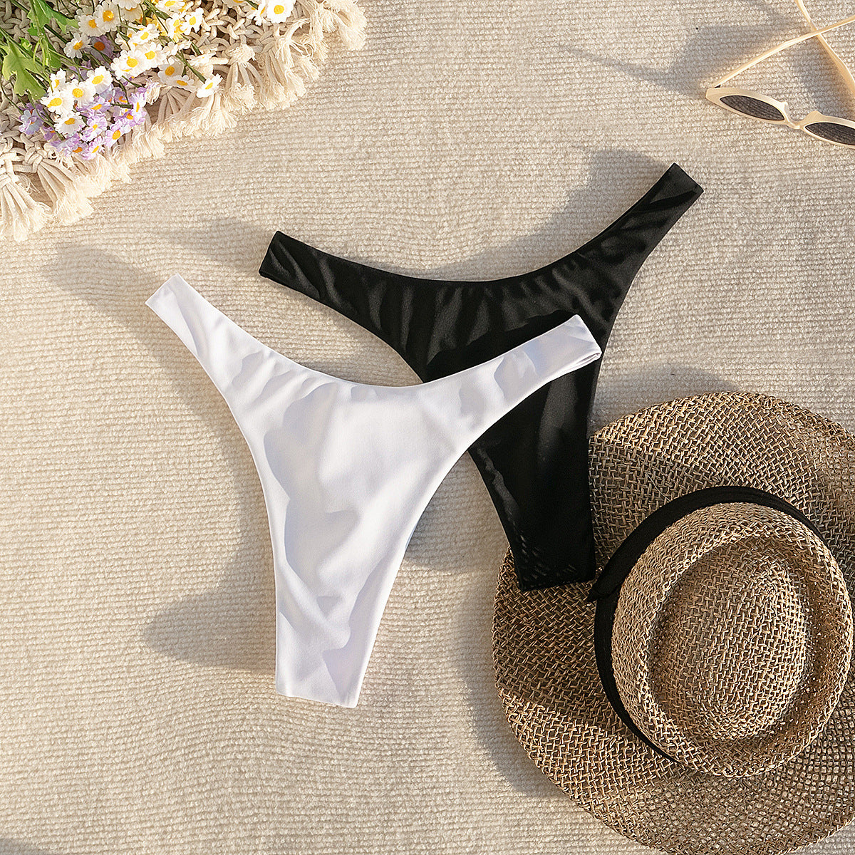 Damen Hochgeschnittener Bikini mit seitlichen BindShopnoryändern
