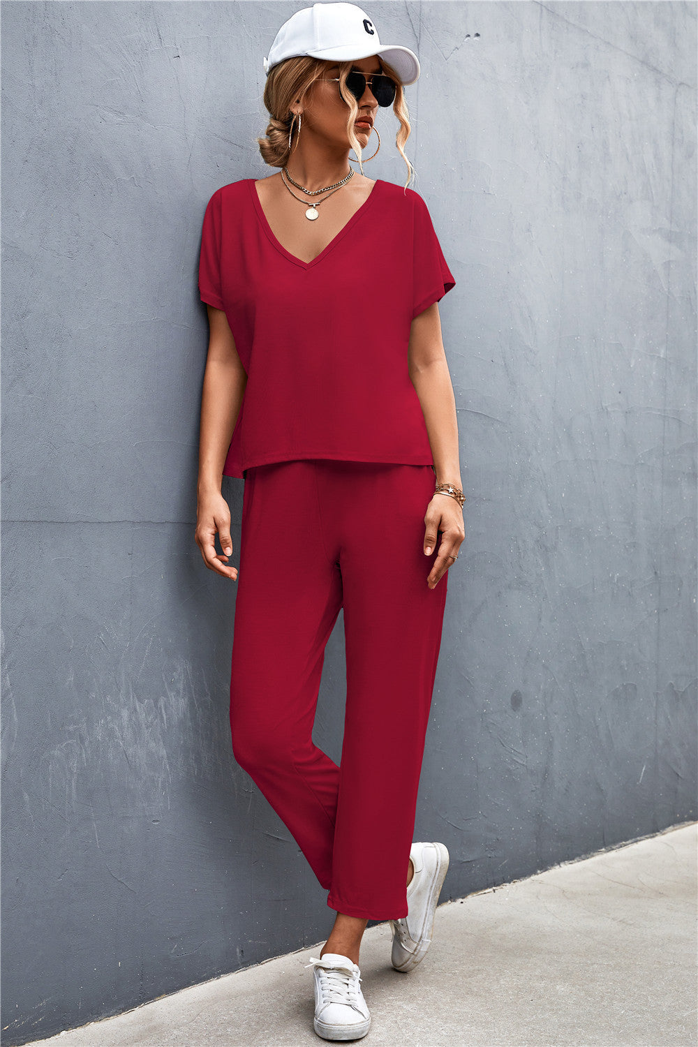 Damen Lounge-Set mit lässigem V-Ausschnitt und elastischen Bündchen Shopnory