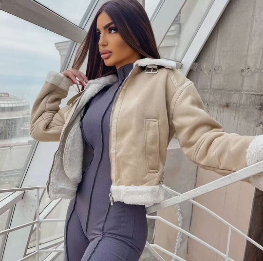 Damen Hochgeschnittene Pilotjacke aus veganer Lederoptik mit Teddyfutter und Reißverschluss Shop Nory