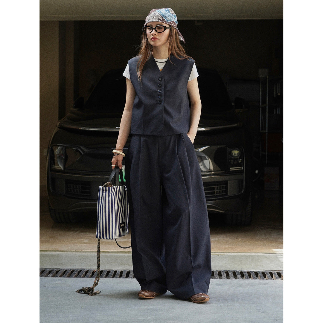 Damen Ärmellose Tailoring‑Weste mit tiefem V‑Ausschnitt und durchgehender Knopfleiste Shop Nory