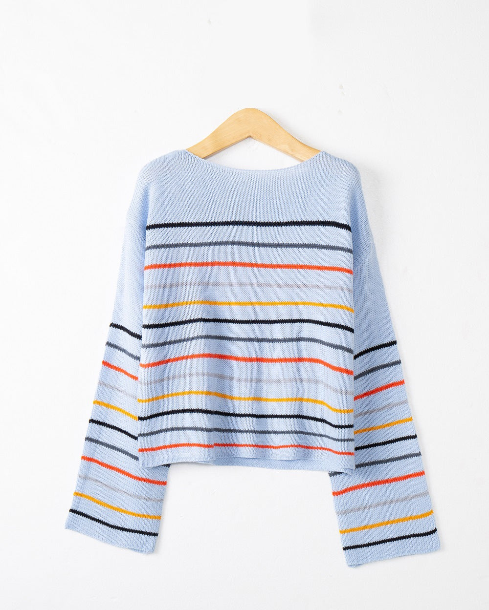Damen Kurzgeschnittener Feinstrick-Pullover mit Rundhalsausschnitt, mehrfarbigen Horizontalstreifen und überschnittenen Schultern Shop Nory