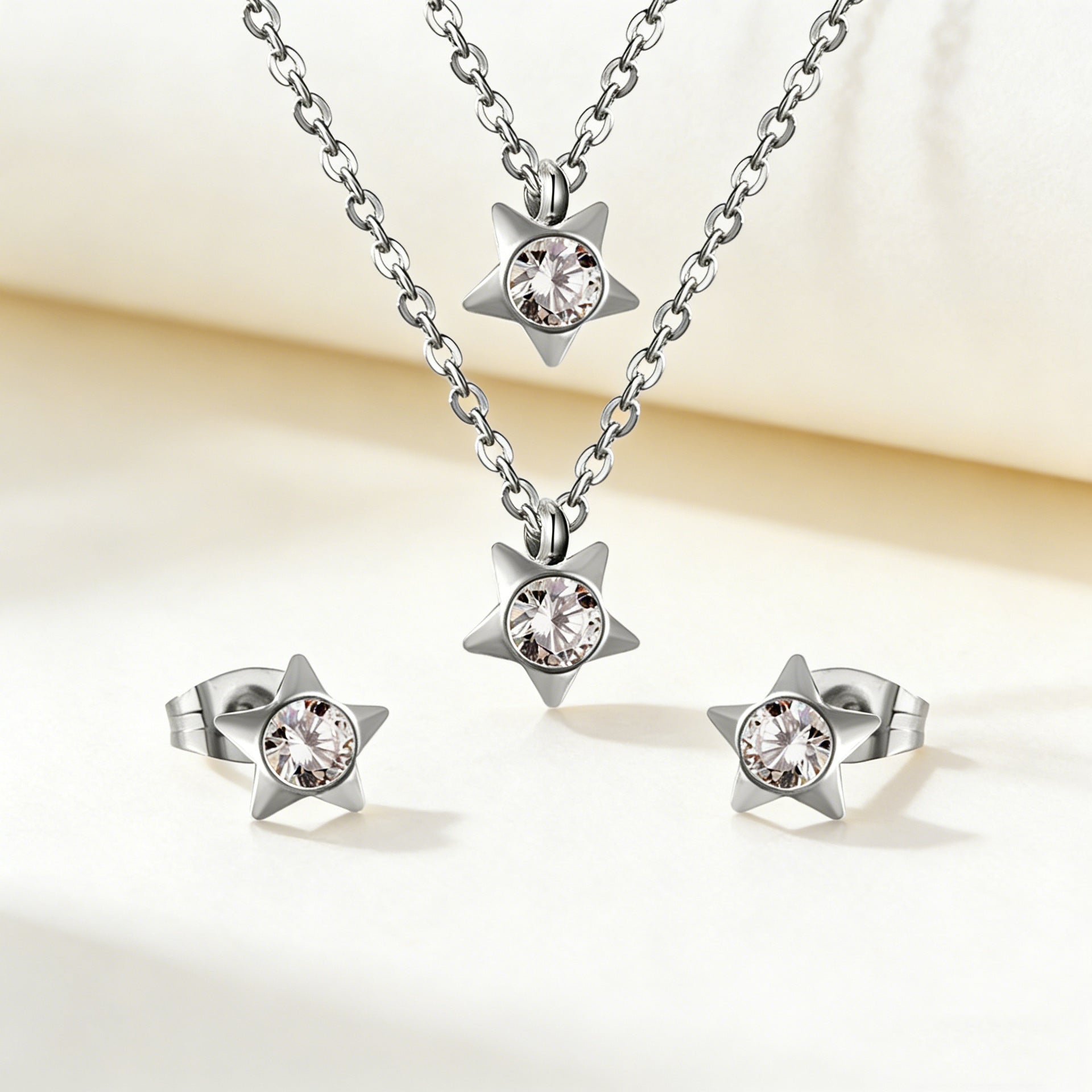 Damen Schmuckset mit funkelnden Stern-Anhängern Shop Nory