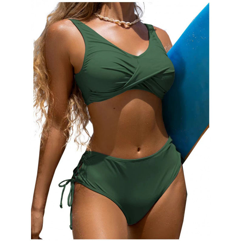 Damen Hochgeschnittener Bikini mit raffiniertem Wickeldetail