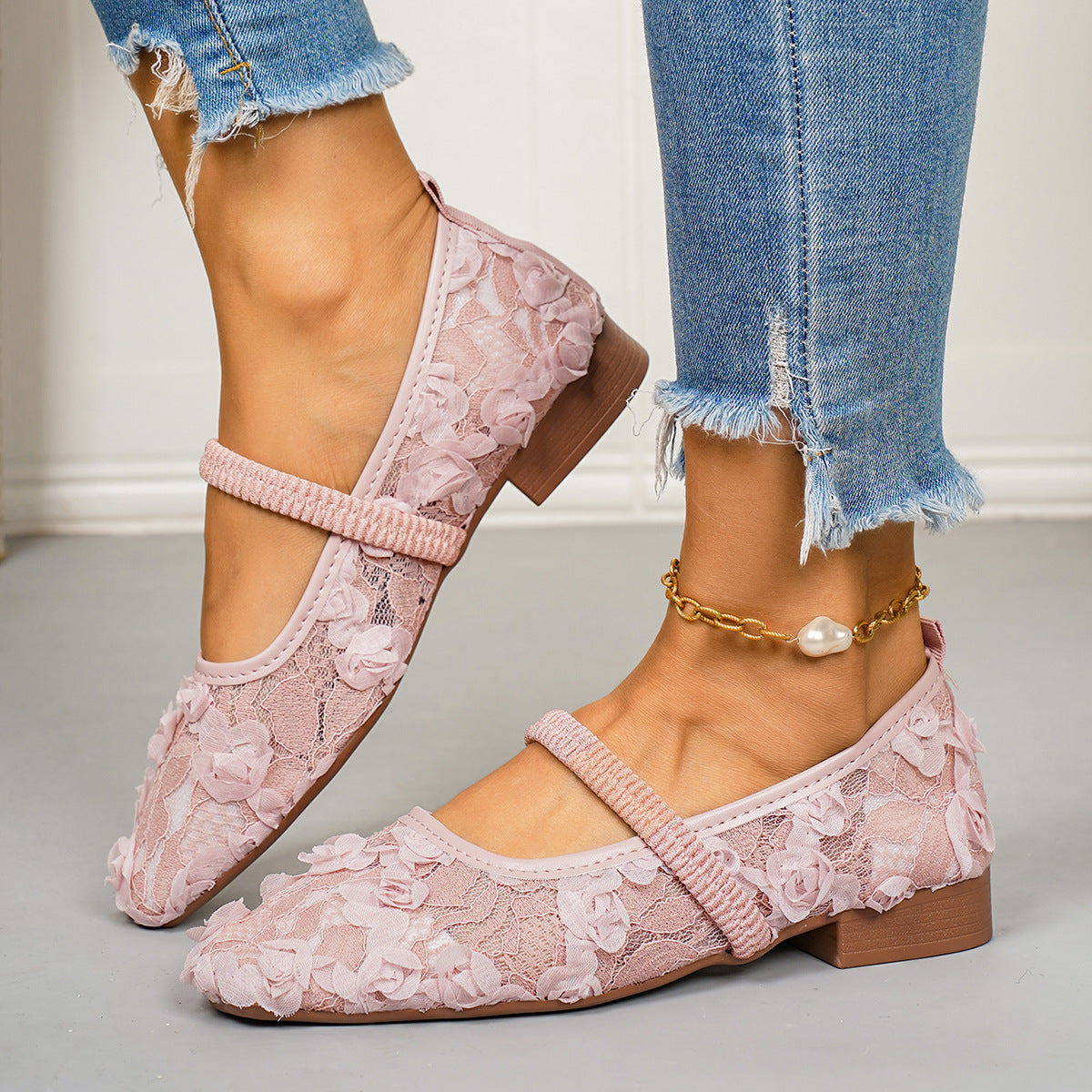 Damen Ballerinas mit zarter Spitzenapplikation und romantischen Blumenmotiven