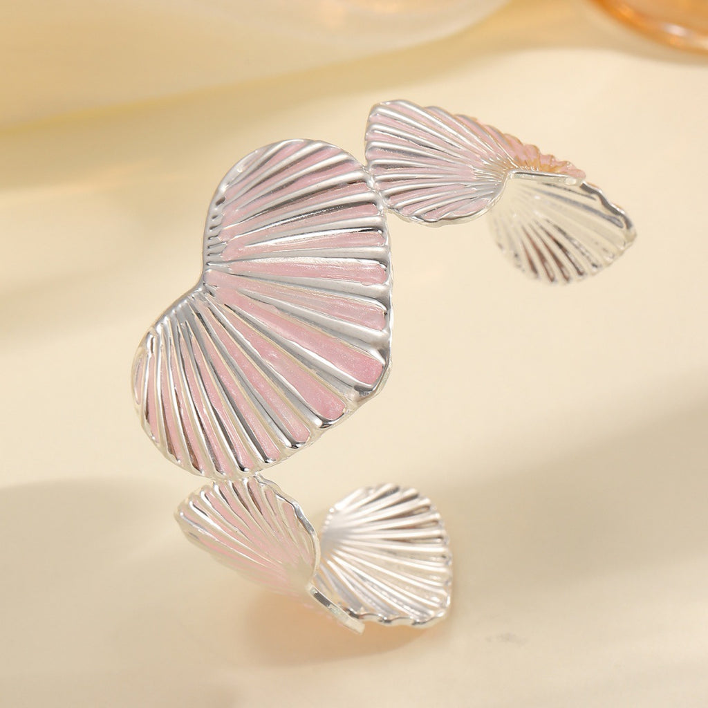 Damen Armreif mit kunstvollem Muschelmotiv Shop Nory