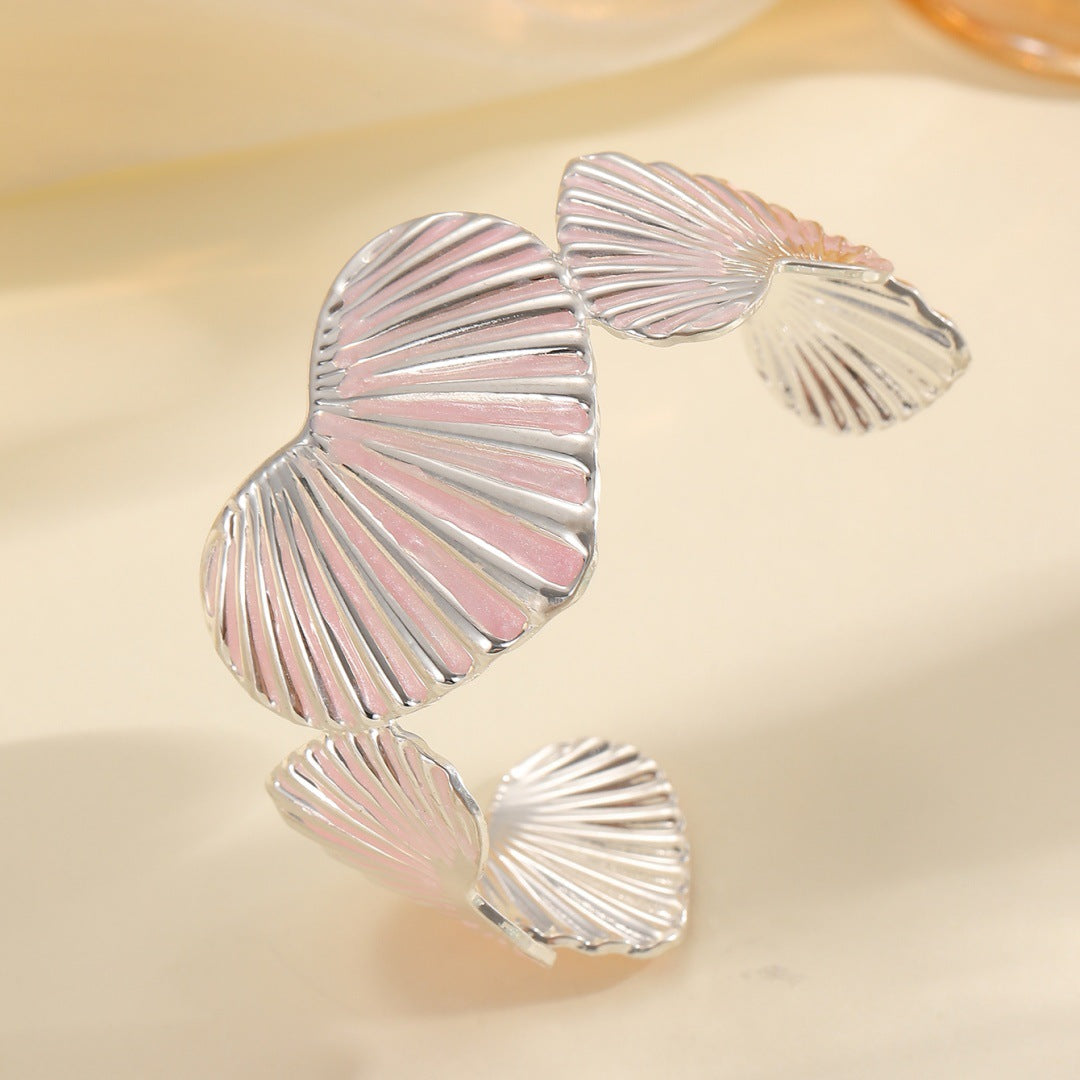 Damen Armreif mit kunstvollem Muschelmotiv Shop Nory