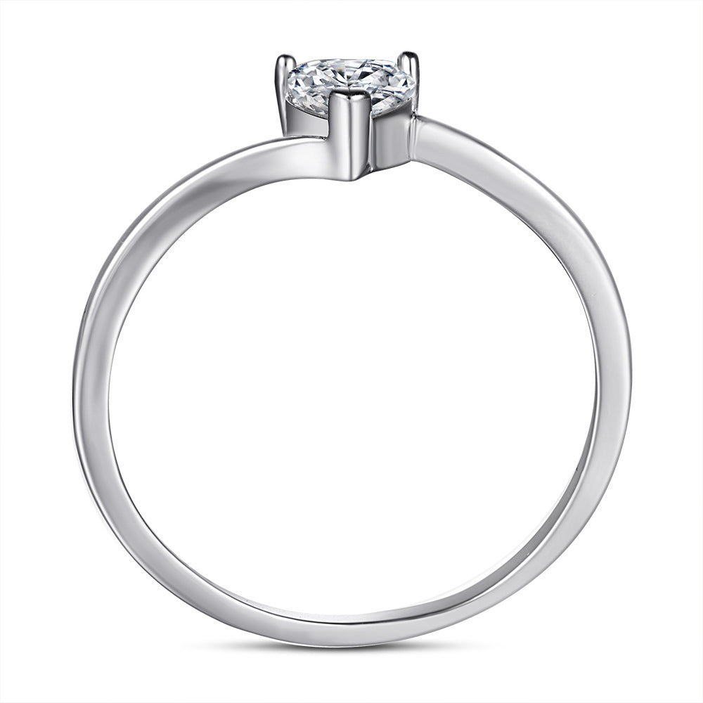 Damen Ring mit herzförmigem Design und funkelndem Stein Shop Nory