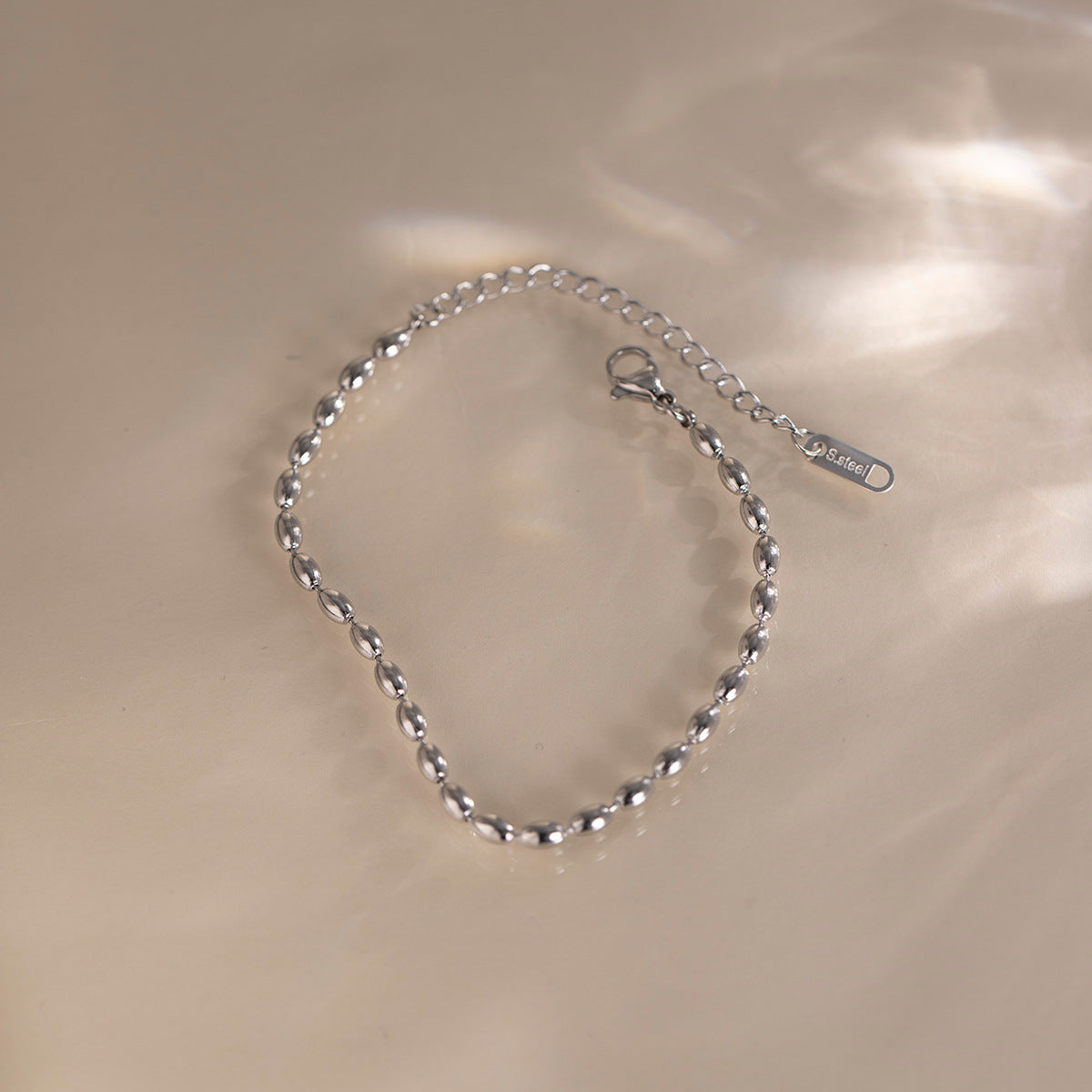 Damen Armband mit hypoallergenen und wasserfesten Eigenschaften Shop Nory