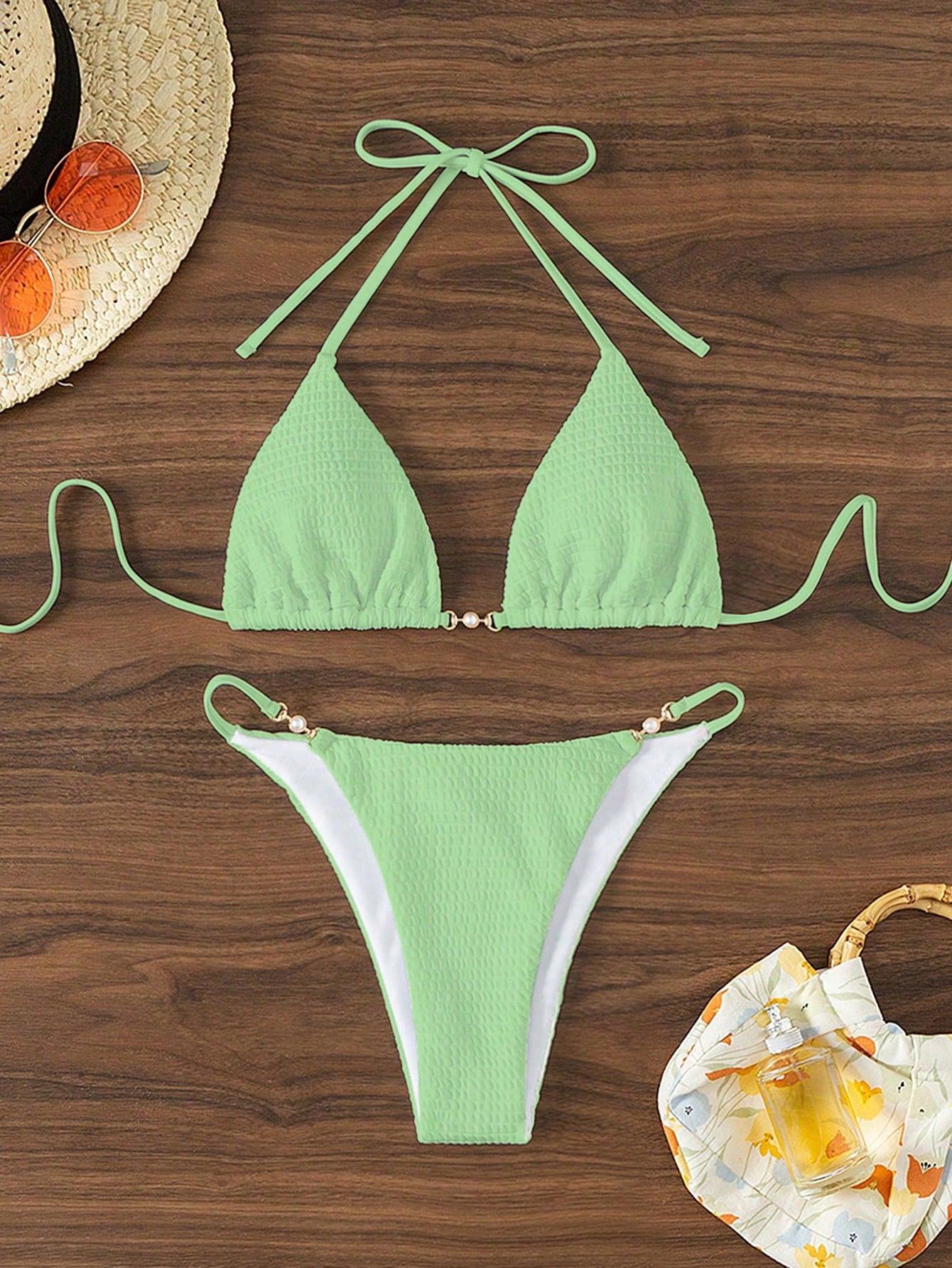 Damen Triangel-Bikini mit modischen Schnürdetails und eleganten Akzenten