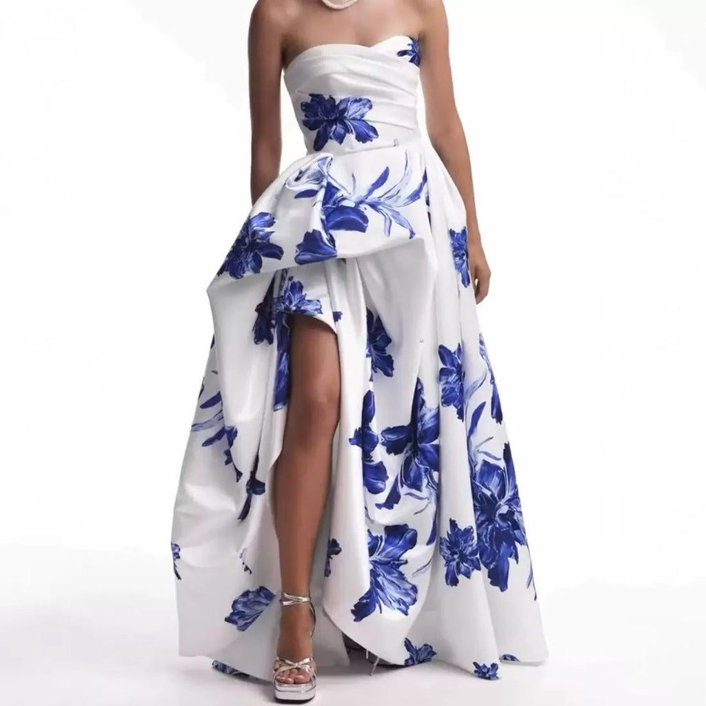 Damen Hochzeitskleid mit strapless Design und floralen Applikationen