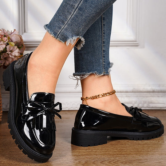 Damen Klassische Loafers mit elegantem Lackfinish und modischem Schleifen-Detail