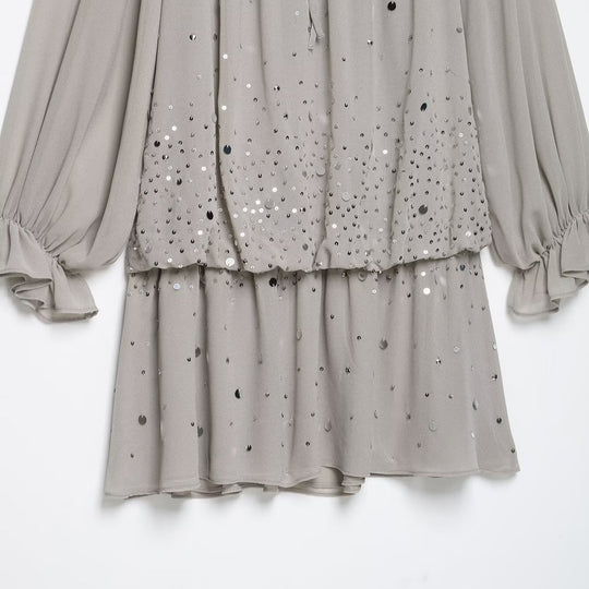 Damen Fließendes Chiffon-Minikleid mit Carmen-Ausschnitt, Volants und Pailletten Shop Nory