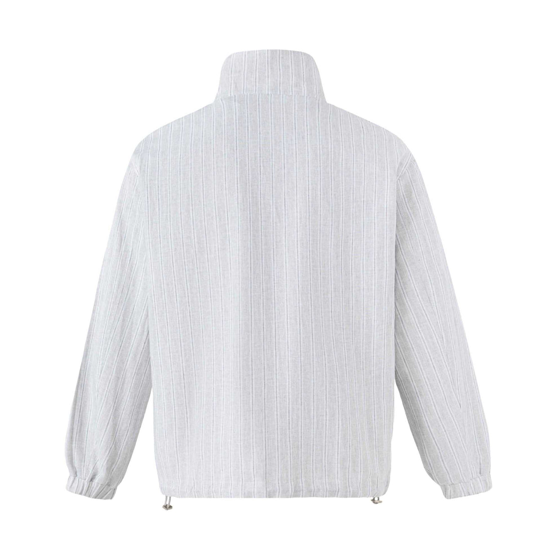 Unisex Kurz geschnittene strukturierte Boxy‑Blousonjacke mit hohem Stehkragen und Druckknopf‑Pattentaschen Shop Nory