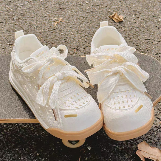 Damen Sportliche Plateau‑Sneaker mit perforiertem Obermaterial und dekorativen Schleifen Shop Nory