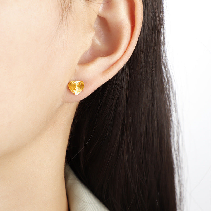 Damen Ohrstecker im modernen Herzdesign Shop Nory