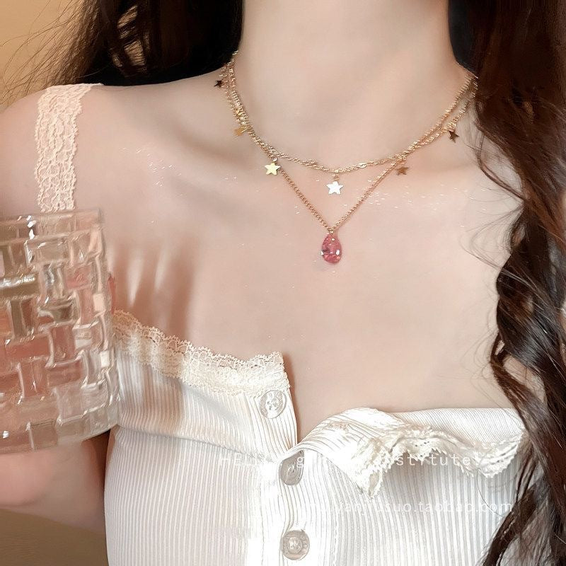 Damen Halskette mit tropfenförmigem Anhänger aus facettiertem Glas Shop Nory
