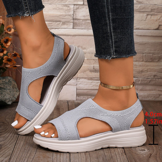 Damen Sportliche Keil-Pantoletten mit atmungsaktivem Strickoberteil und dämpfender Plateau-Sohle Shop Nory