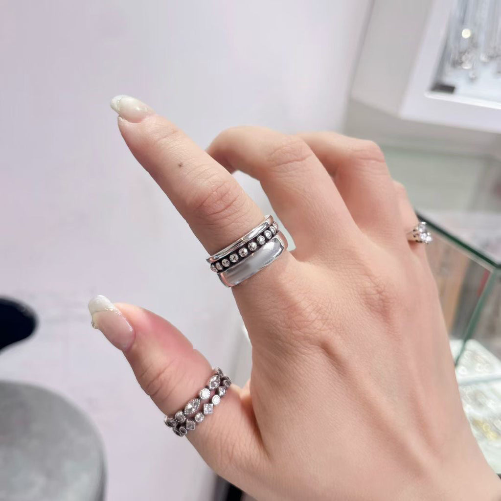 Damen moderner und stylischer Ring mit innovativem Design Shop Nory