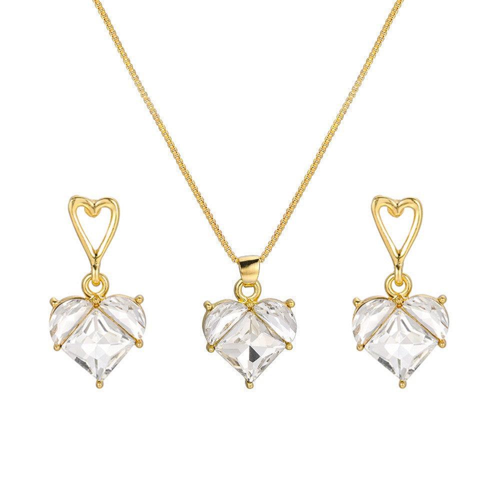 Damen Schmuckset mit herzförmigen Anhängern aus funkelndem Rosenquarz Shop Nory