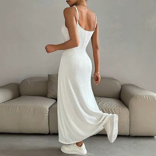 Damen Maxikleid mit zarten Trägern und raffinierter Rippstruktur